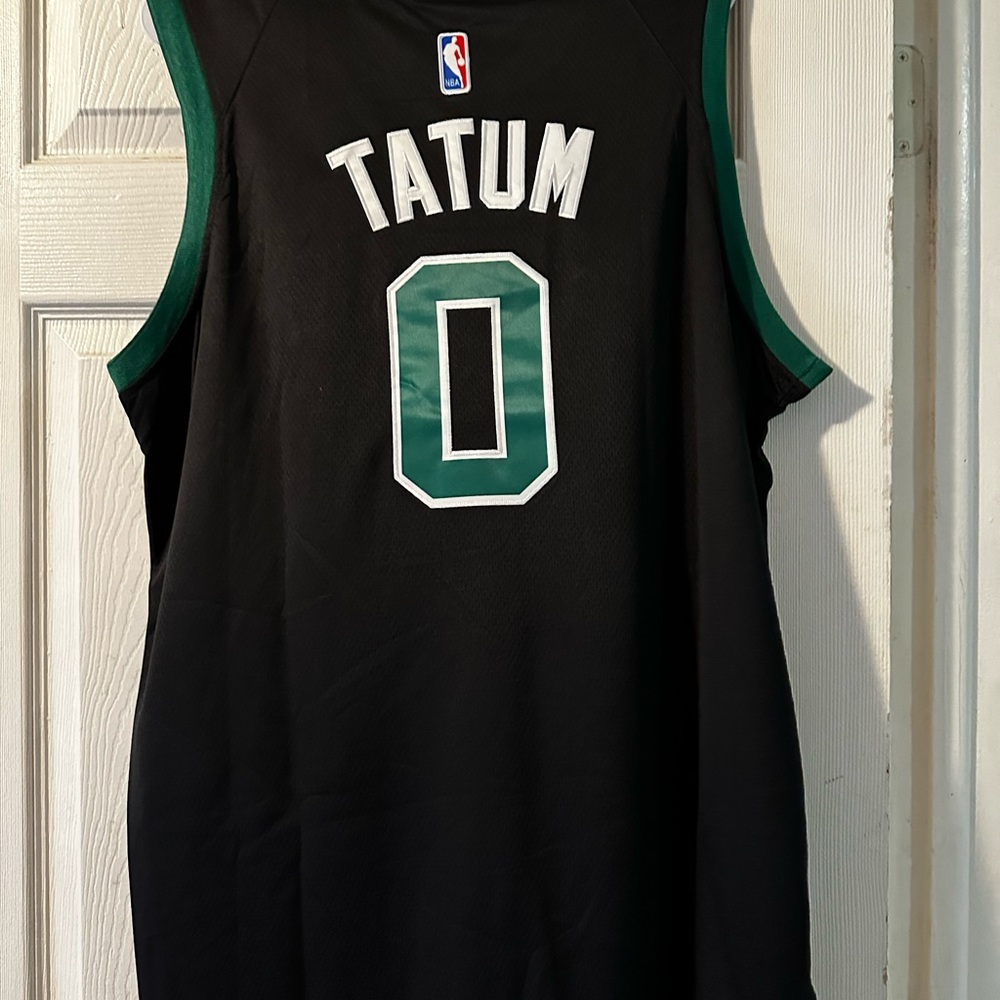 🖤SOLD OUT 💚Boston Celtics Size 2X - Picture 2 of 3